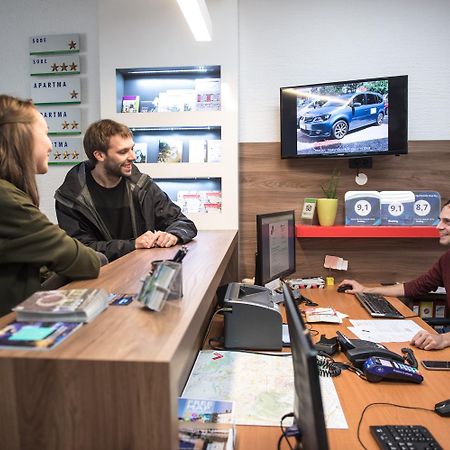 Spacious Central Studio Nika 2 Tour As Любляна Екстериор снимка